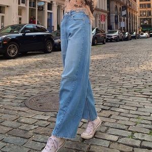 BDG High-Rise Extreme Baggy Jean Size 28